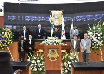 Rinden sentido homenaje luctuoso al diputado Benito Murillo Aguilar en el Congreso de BCS