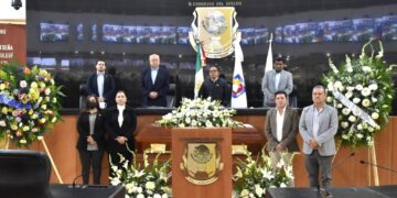 Rinden sentido homenaje luctuoso al diputado Benito Murillo Aguilar en el Congreso de BCS