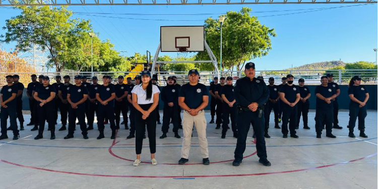 Cuenta la Policía Auxiliar con elementos mejor capacitados, en beneficio de establecimientos que contratan su servicio