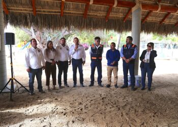 Alcalde Oscar Leggs Castro cumple un compromiso con habitantes de Santiago; entrega la rehabilitación de la palapa del Centro Ecológico