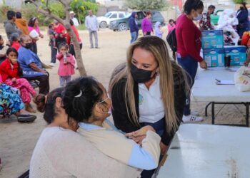 Retoma Gobierno de Los Cabos jornada social “DIF en tu Colonia”; benefician a 258 familias de Vista Hermosa Plus en SJC
