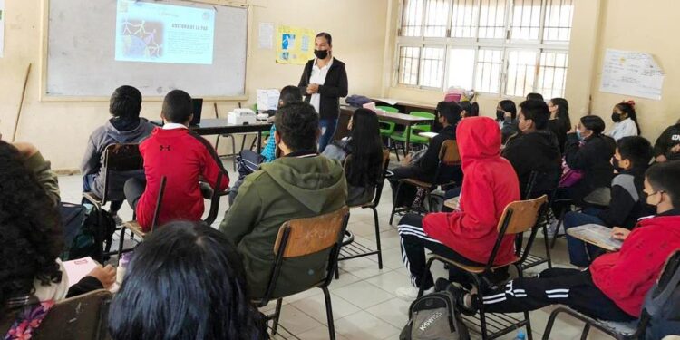 Coordinación de Derechos Humanos promueve una cultura de paz y no discriminación en escuelas secundarias de CSL