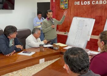 Presenta Sindicato de Burócratas a Gobierno Municipal proyectos para el nuevo edificio en la colonia Ejidal