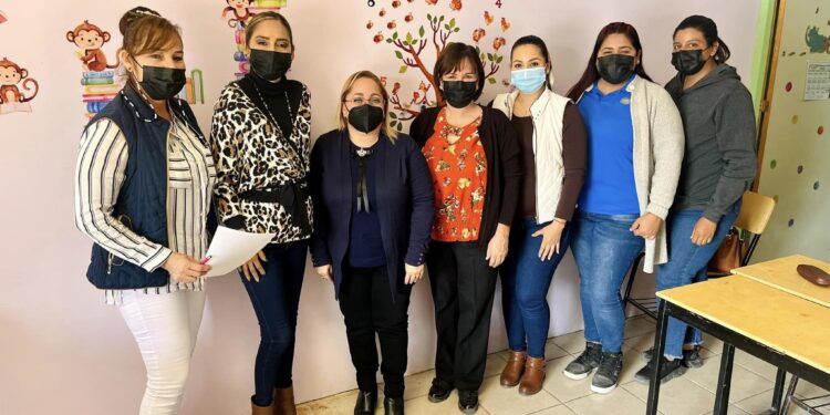 Gobierno con sentido humano, apoya con atención y gastos médicos a niño con discapacidad motriz