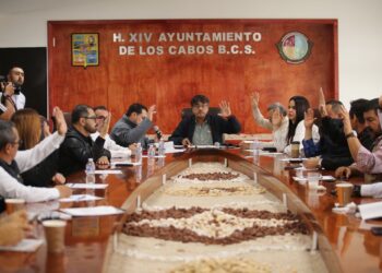 Preside alcalde Oscar Leggs Castro la instalación de la Comisión Técnica de Catastro del Municipio de Los Cabos