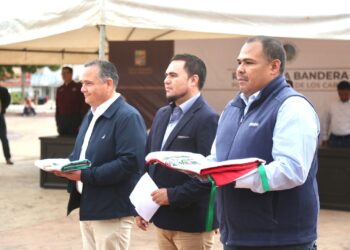 Con ceremonia cívica, el Gobierno de Los Cabos inicia ruta de la Bandera Monumental