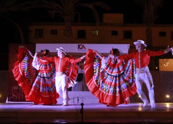 Con gran éxito conmemora ICA Los Cabos los 20 años del “Ballet de Espectáculos Libertadores”
