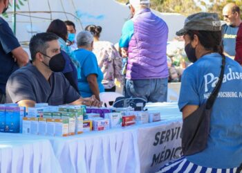 Con jornada social, DIF lleva asistencia y apoyos a la comunidad de Santa Cruz
