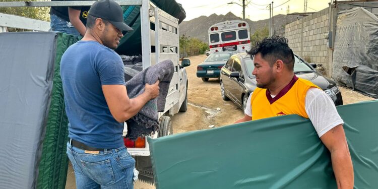 DIF Los Cabos apoya a 25 personas afectadas por el incendio ocurrido en la colonia Ejidal “La Ballena”