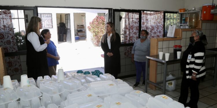 Para mejorar la atención a la comunidad estudiantil; DIF Los Cabos recorre la Coordinación de Cocina Regional en SJC