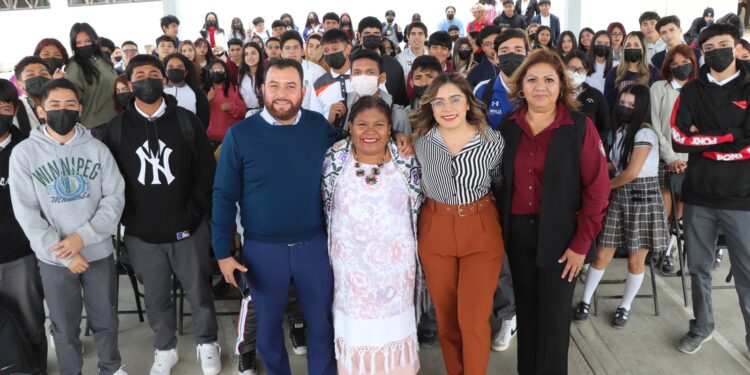 Gobierno de Los Cabos promueve juventudes informadas para prevenir la violencia en el noviazgo