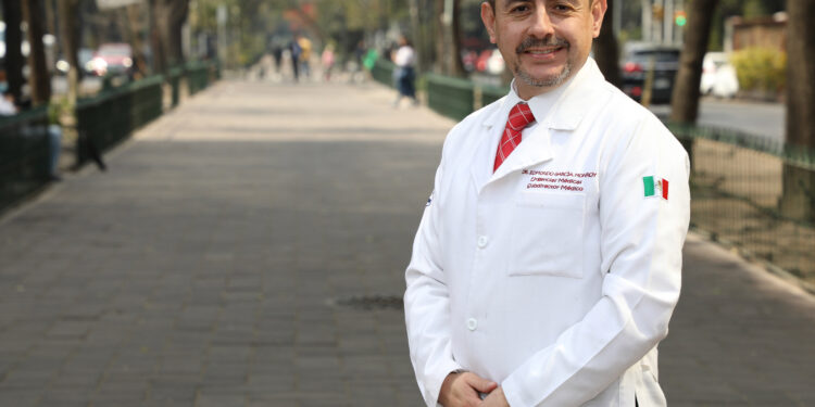 Alerta IMSS sobre riesgos a la salud por reto viral que incita a consumir medicamentos y llama a cuidar a menores de edad