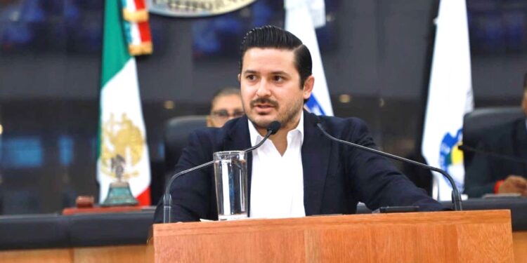 Liberar el dorado a la pesca comercial, pondría en riesgo la viabilidad económica de Baja California Sur: diputado Eduardo Van Wormer