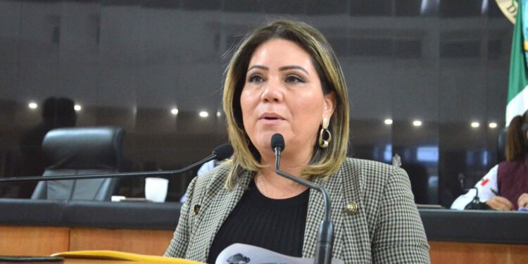 Que el ciudadano decida libremente el destino de sus comunidades, esa es la esencia de la vida democrática: diputada Lorena Marbella González