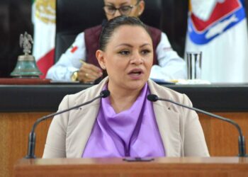 Se pronunció diputada Paz por que se otorguen concesiones de transporte en Loreto