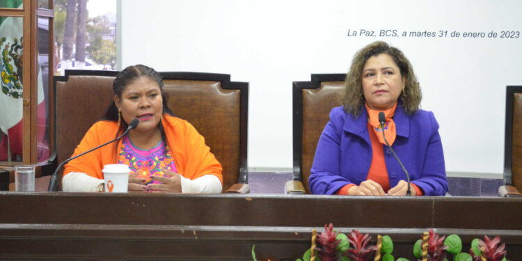 Se comprometen diputadas de la XVI Legislatura a sumar acciones para combatir la violencia contra las mujeres