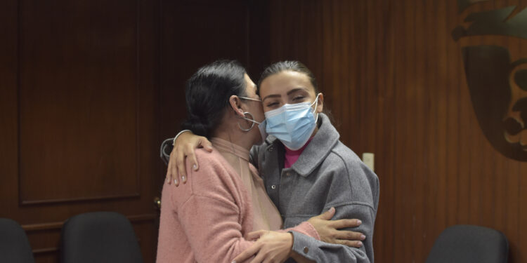 Madre dona a su hija un riñón en UMAE No. 25 del IMSS Nuevo León