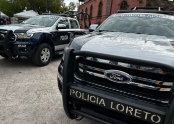 Fortalecen seguridad en Loreto; entrega gobernador VCC dos patrullas