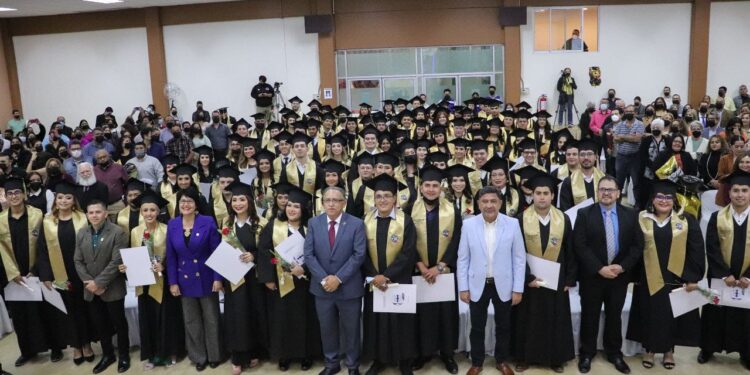 EDUCACIÓN, BASE DE LA TRANSFORMACIÓN DEL TEJIDO SOCIAL: HOMERO DAVIS