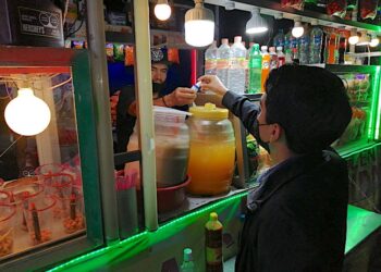 MÁS DE 900 PLÁTICAS DE FOMENTO SANITARIO EFECTUÓ COEPRIS DURANTE EL CARNAVAL DE LA PAZ