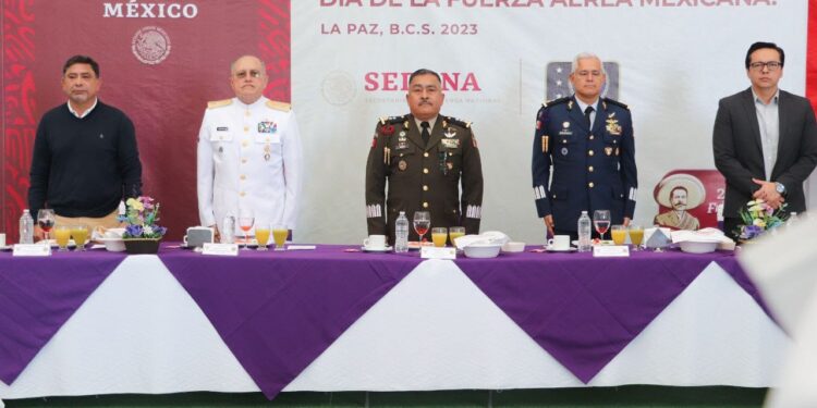 FUERZA AÉREA MEXICANA, ESENCIAL PARA LA PAZ SOCIAL DE MÉXICO Y BCS: HOMERO DAVIS
