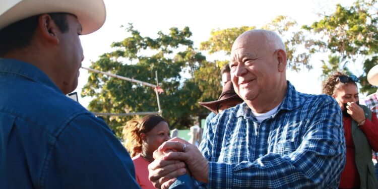 COMPROMETE GOBERNADOR VCC, AMBULANCIA Y BENEFICIOS EN LA COMUNIDAD DE LA CANDELARIA