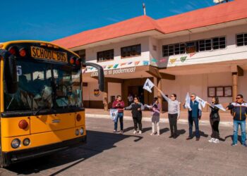 SALE CONTINGENTE DE 101 DEPORTISTAS MULEGINOS RUMBO A LAS OLIMPIADAS ESTATALES 2023