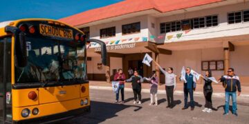 SALE CONTINGENTE DE 101 DEPORTISTAS MULEGINOS RUMBO A LAS OLIMPIADAS ESTATALES 2023