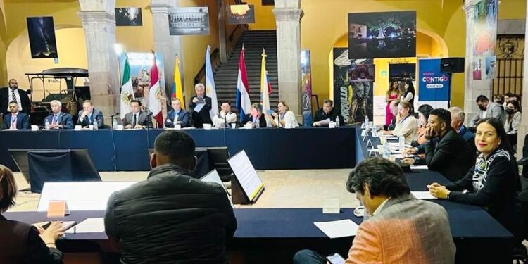 Participa Alcaldesa en el Foro del Cambio Climático en Querétaro