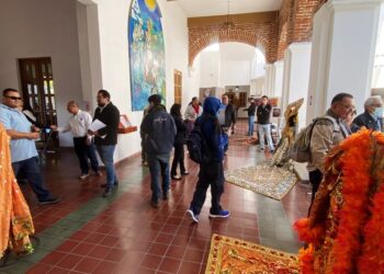 Realizan en La Paz conversatorio sobre la tradición del Carnaval