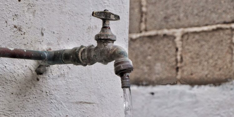Se abasteció a 108 colonias con agua potable a través de la red el 16 de febrero: OOMSAPAS La Paz