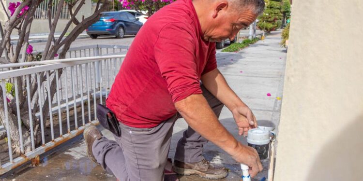 Se instalarán más de 4200 medidores de lectura remota: OOMSAPAS La Paz