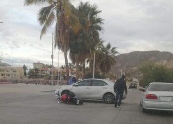 Accidente de tránsito tipo choque entre un vehículo y una motocicleta en carretera escénica a la altura del hotel Palmira