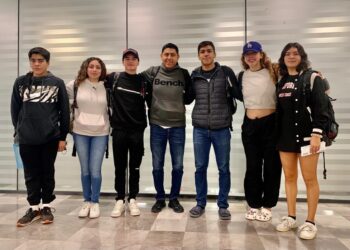 SALEN NADADORES DE AGUAS ABIERTAS AL NACIONAL DE HUATULCO