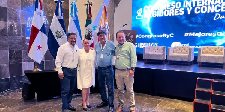 Gobierno de Los Cabos presente en el Congreso Internacional Regidores y Concejales 2023 en Cancún, Quintana Roo