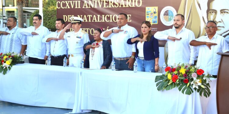 Con una ceremonia cívica, torneos deportivos y presentaciones artísticas conmemoran en CSL el 217° aniversario del natalicio del “Benemérito de las Américas”