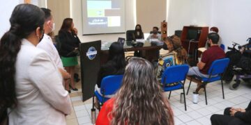 Personal del servicio público se capacita y actualiza con miras a su profesionalización