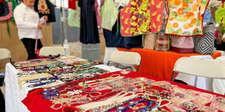 Ven a las “Fiestas Tradicionales de San José del Cabo 2023” a conocer las manualidades que se hacen en los Centros de Desarrollo Comunitario del DIF