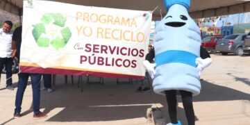 Cultura Ambiental de Servicios Públicos reparte material informativo a la ciudadanía de CSL