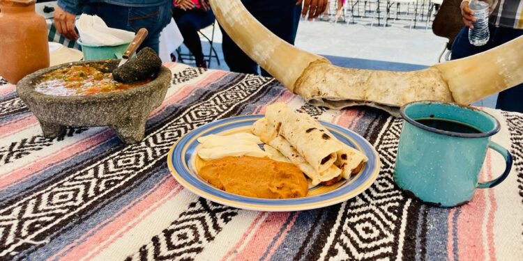 Por primera vez, el “Burrito Fest” celebra una tradición culinaria en Los Cabos