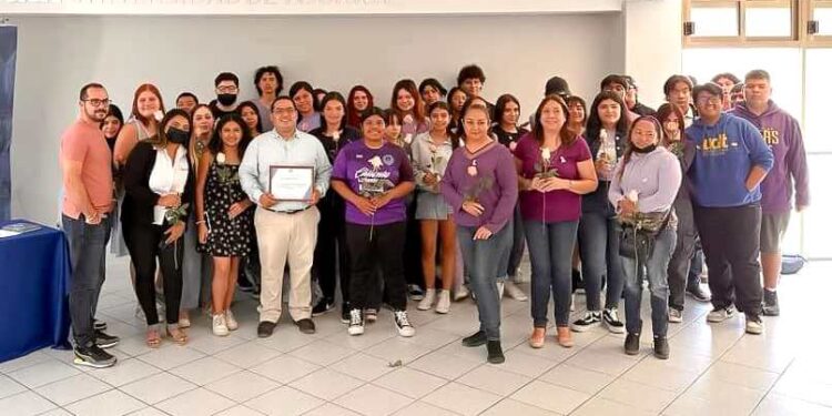 Estudiantes de CSL reciben pláticas informativas sobre los avances y reconocimientos de las mujeres, con enfoque a los derechos humanos