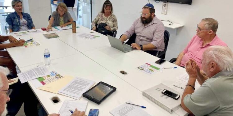 XIV Administración coadyuva con instancias federales para dar atención a la comunidad extranjera que radica en Los Cabos