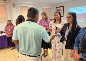 ¡Primero el interés superior de la niñez! Luego de 2 años, DIF Los Cabos retoma curso para familias de acogida y adoptivas