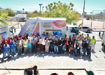 Entrega Alcaldesa equipamiento a la Dirección de Servicios Públicos