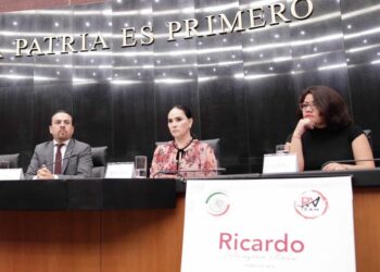 Senador Ricardo Velázquez realiza con éxito Parlamento Femenil de Alto Nivel