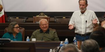 Presentan a gobernador Víctor Castro Cosío, análisis de políticas y acciones que fortalecen trabajo en comunidades