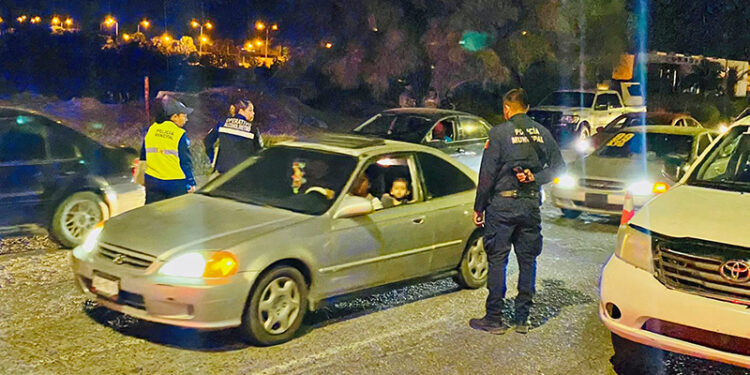 COLABORA SALUD ESTATAL EN OPERATIVOS DE ALCOHOLIMETRÍA DESARROLLADOS POR AUTORIDADES MUNICIPALES