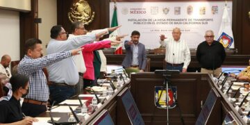 Instala Gobierno del Estado Mesa Permanente de Transporte