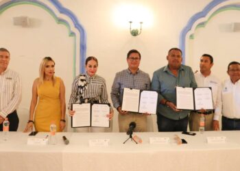 SIGNAN CONVENIO DE CAPACITACIÓN,&nbsp; SNE-BCS y FUNDACIÓN LETTY COPPEL