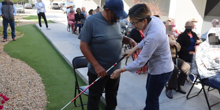ENTREGA SEDIF APOYOS A GRUPOS DE ATENCIÓN PRIORITARIA